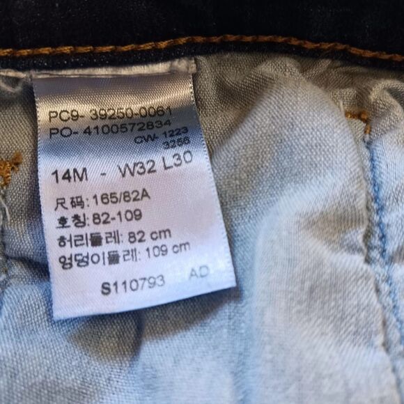 Levi's 511 Slim Fit Dark Wash W32 L30 (SZ 14)  Rise Mid Jeans 5-Pocket - Picture 9 of 9